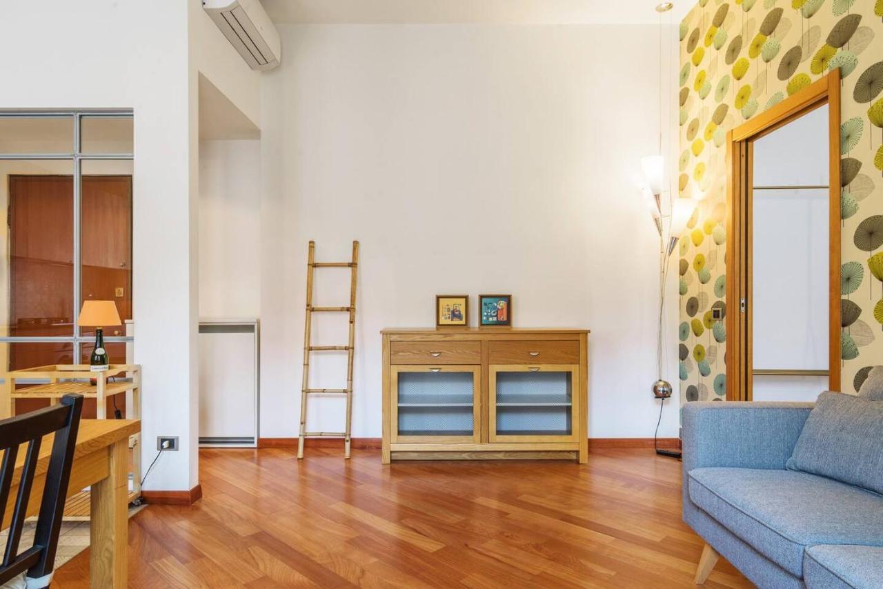 Colored And Spacious Flat Close To Navigli By Easylife Milan Exterior photo